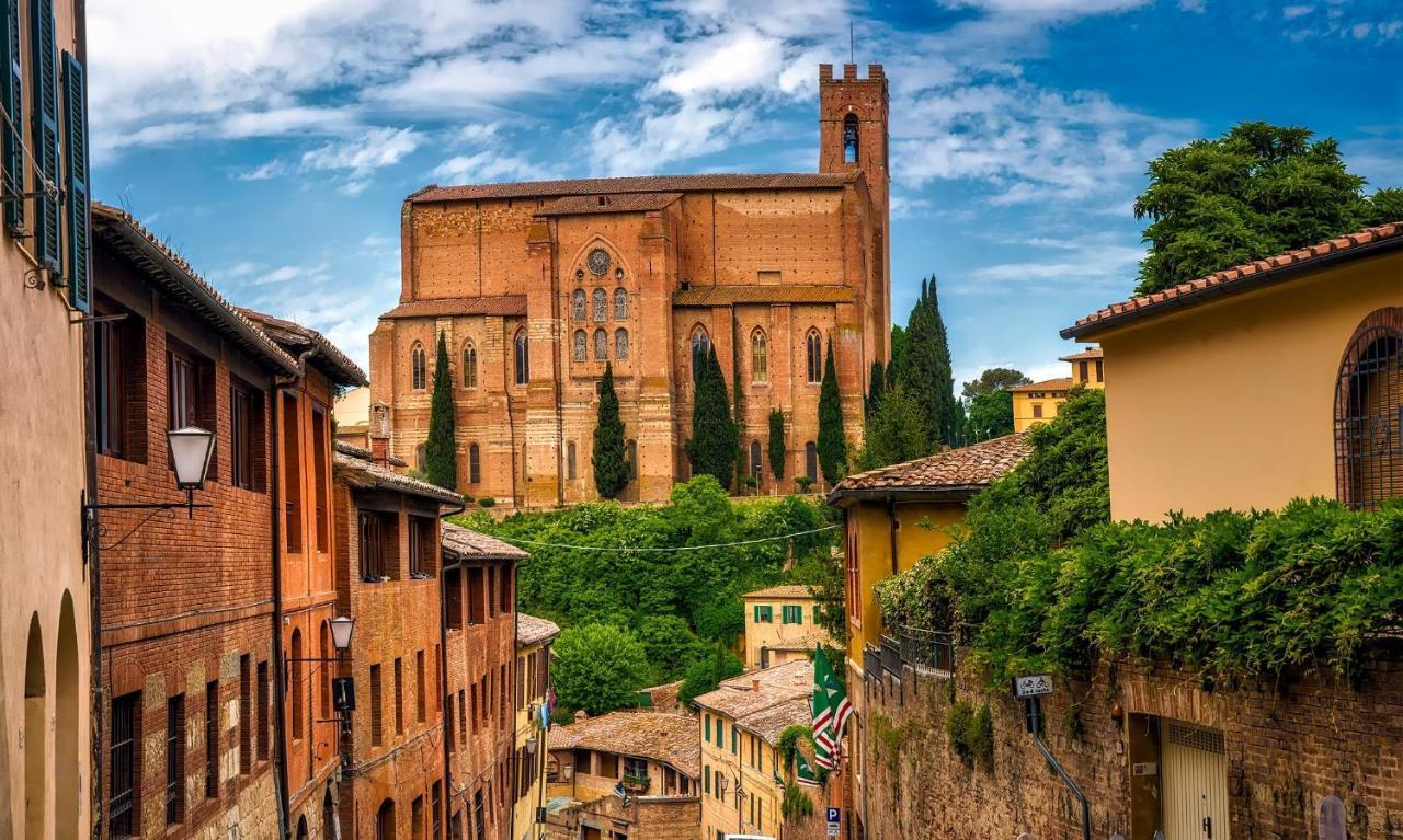 Appartamento Indipendente Vicino Piazza Del Campo Siena Luaran gambar