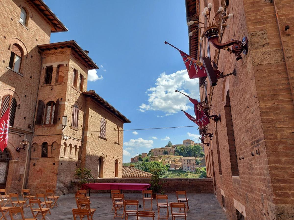 Appartamento Indipendente Vicino Piazza Del Campo Siena Luaran gambar